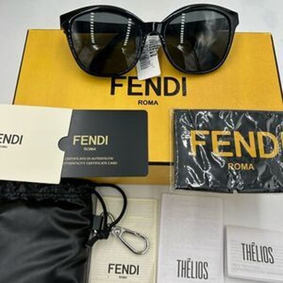 Unisex Fendi cat eye sunglasses made in Italy NWT - Picture 8 of 9